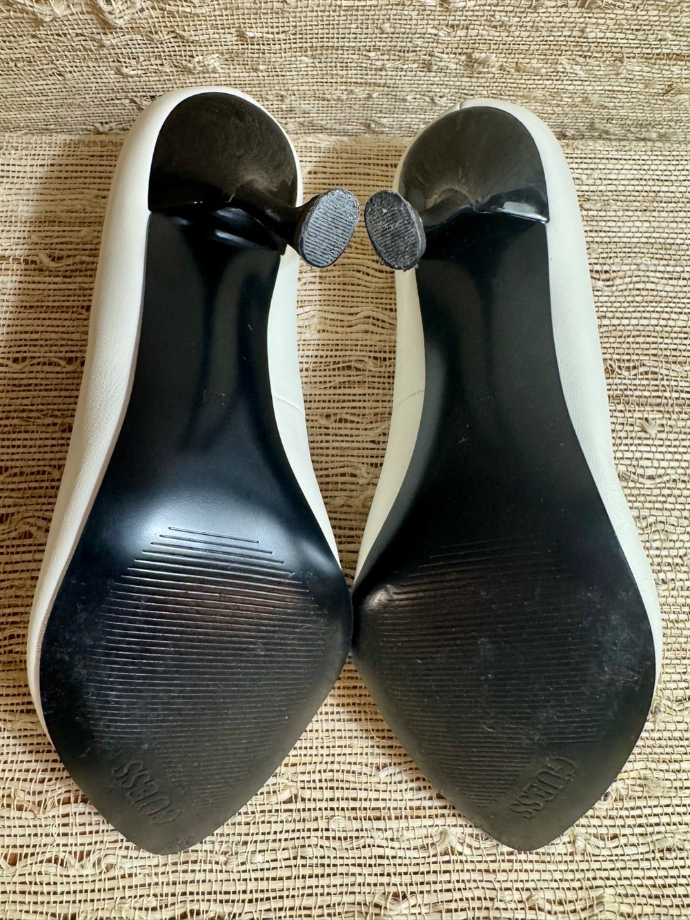 GUESS Peep Toe Stiletto Heels White with Black Patent Heels and Toe Points Sz 8 - Picture 7 of 16